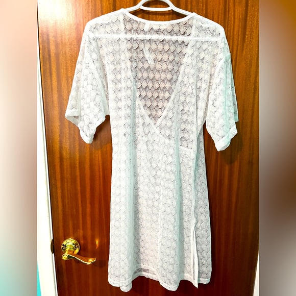 La Vie En Rose Swim Coverup - White - Picture 2 of 3